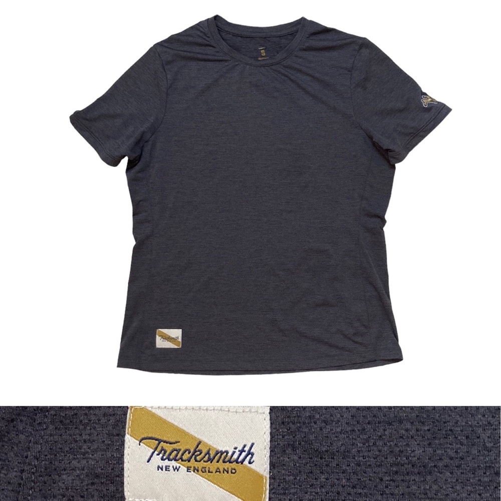 Tracksmith Harrier Running Tee Shirt Women’s size Small in Dark Grey
